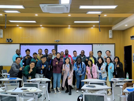 聚焦资本创新——学院教师为“一带一路”智能建造与智慧城市高级研修班献智赋能